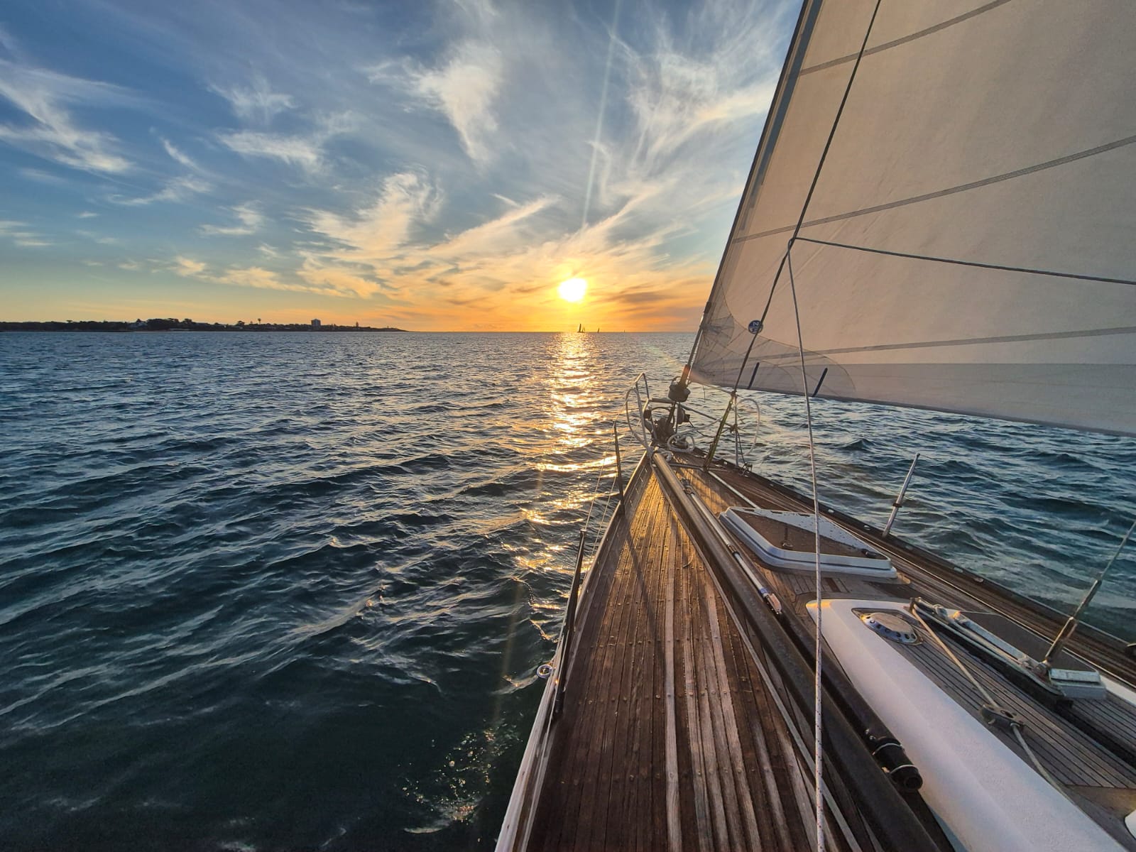 MOFSC keelboat sailing